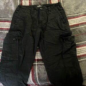 black hollister cargo pants